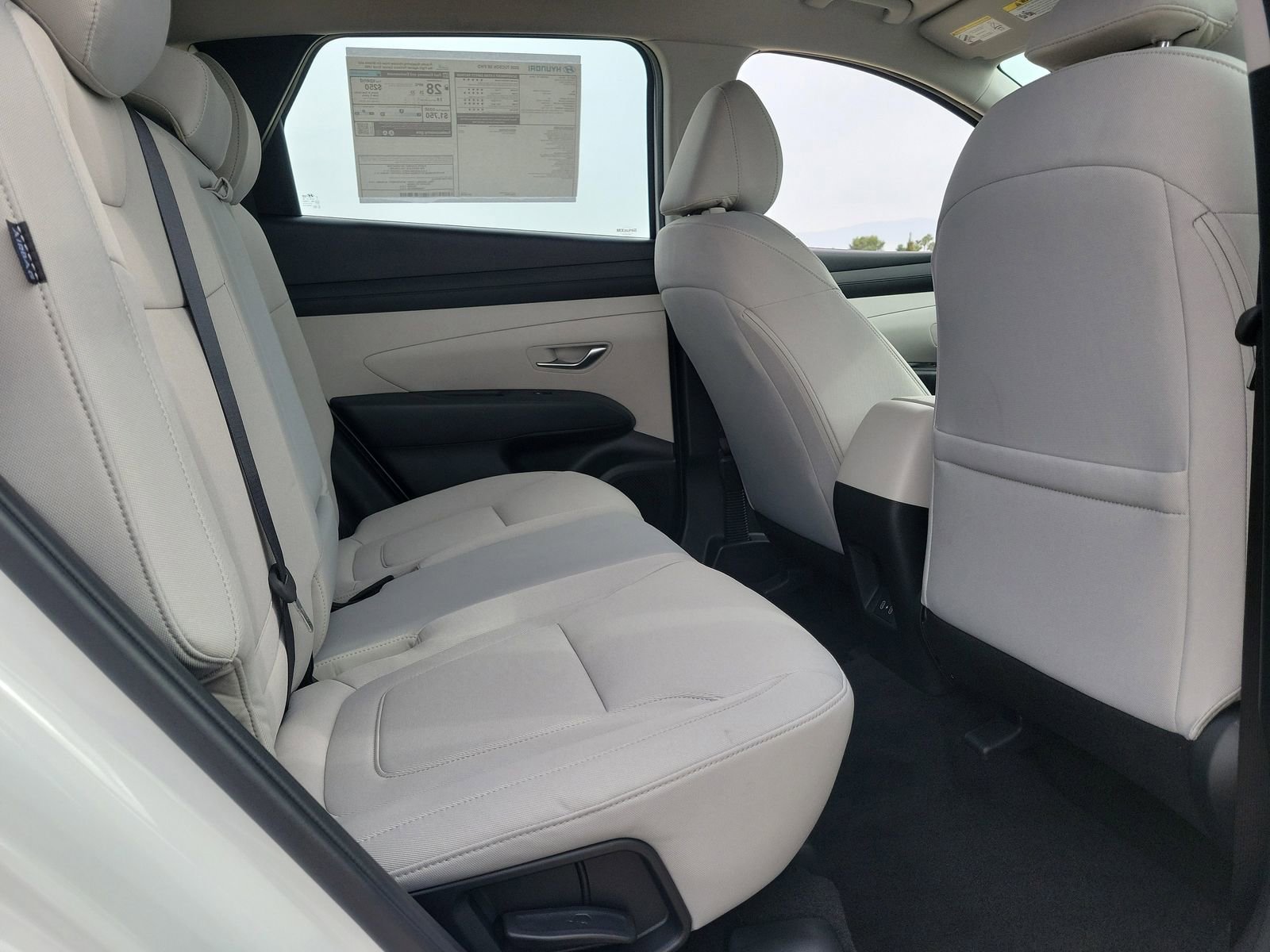 New 2026 Hyundai Tucson SE image 18