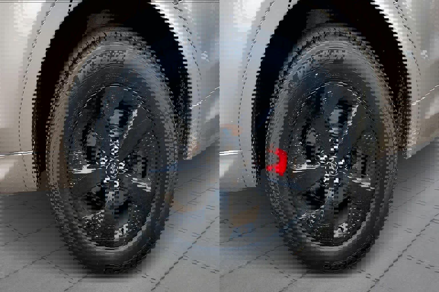 Used 2023 Land Rover Discovery Sport S R-Dynamic image 11