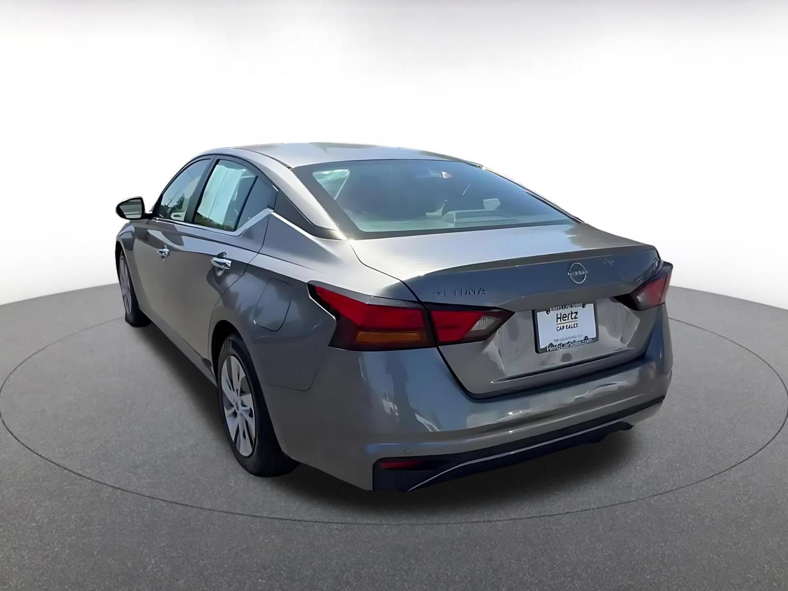 Used 2023 Nissan Altima 2.5 S FWD image 11