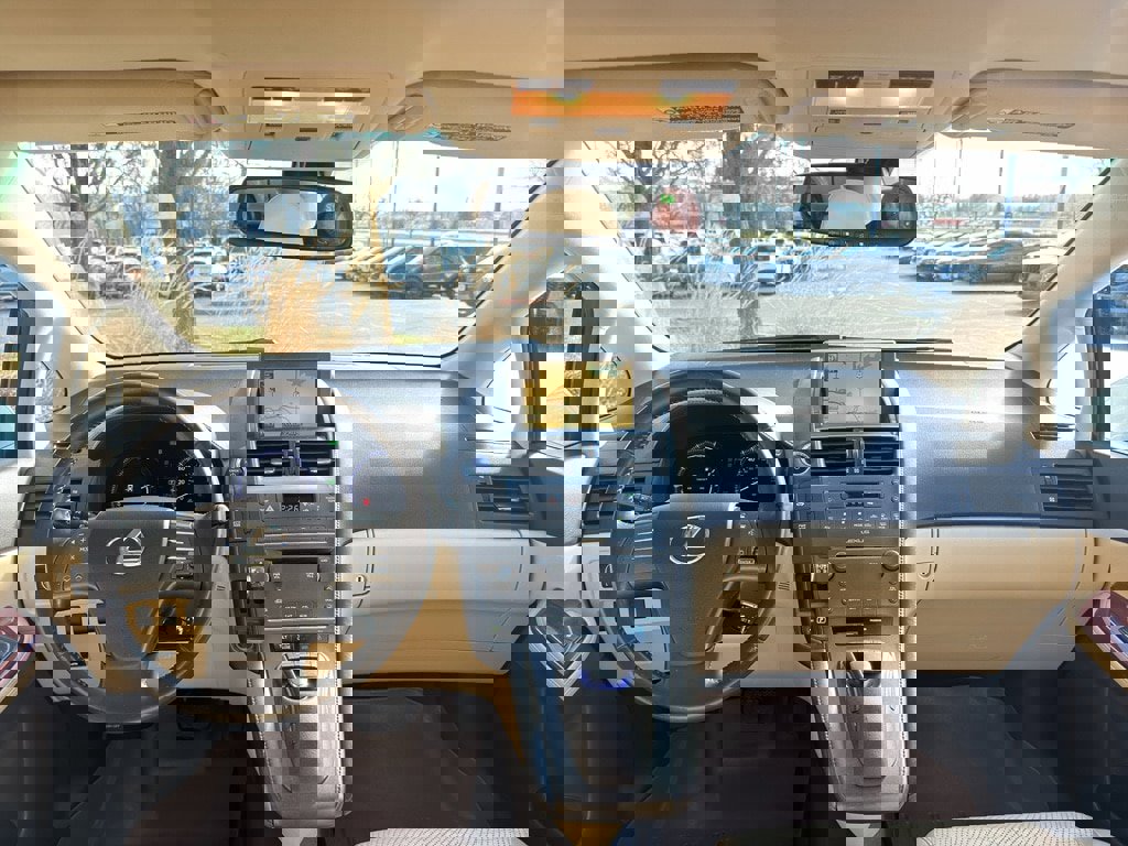 Used 2010 Lexus HS 250h Premium image 31