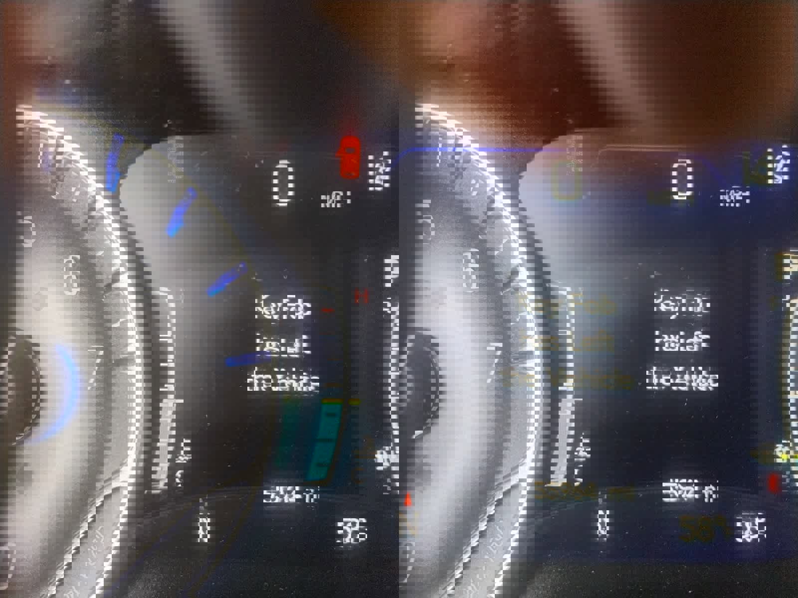 Used 2023 Chrysler Pacifica Touring-L image 9