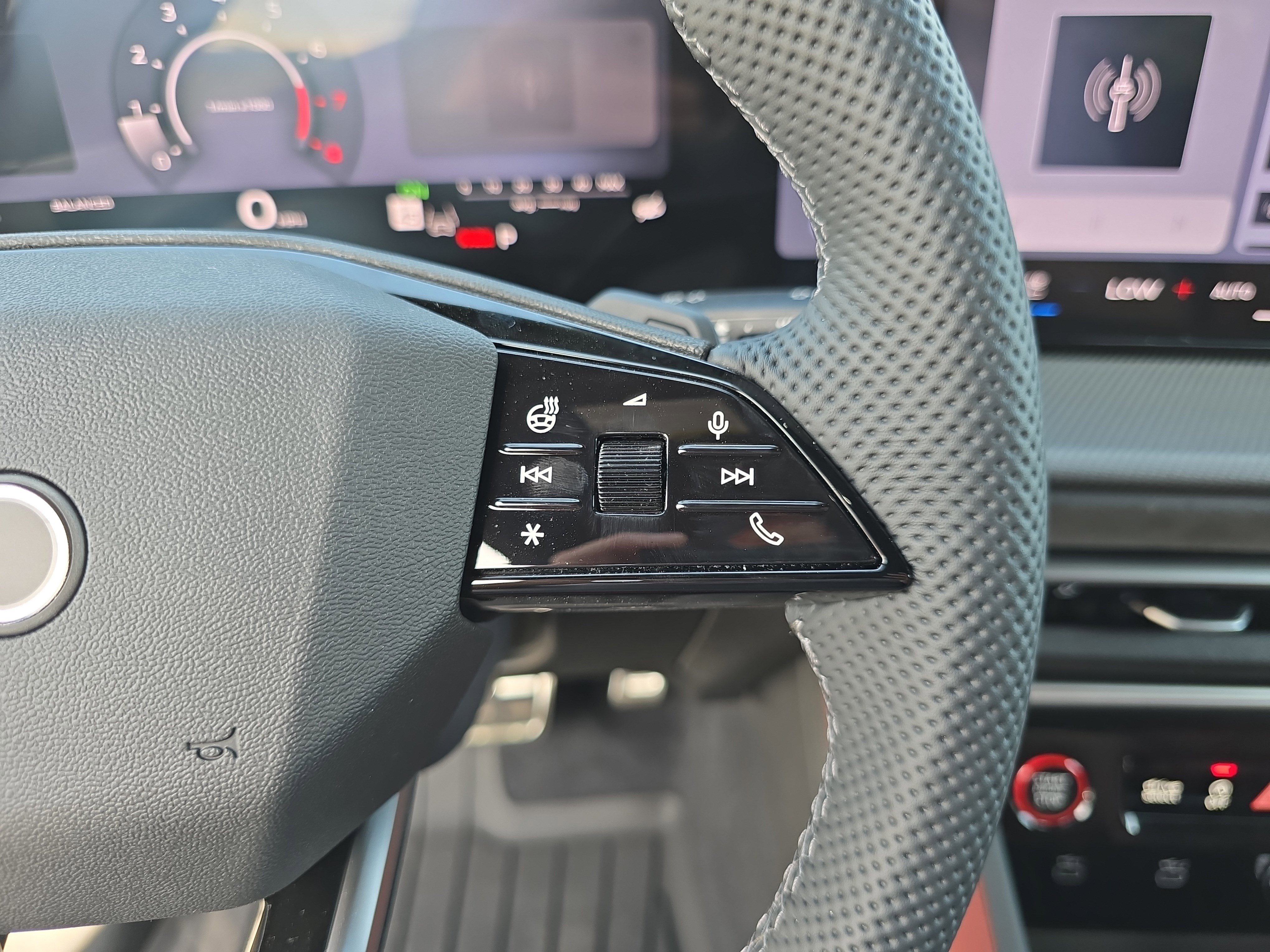 New 2026 Audi SQ5 Premium Plus AWD/4WD image 18