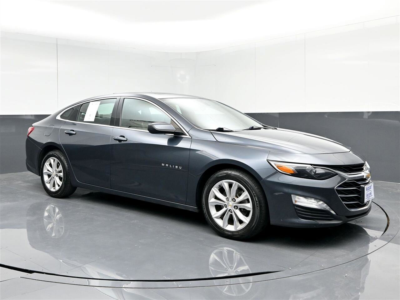 Used 2021 Chevrolet Malibu LT image 3