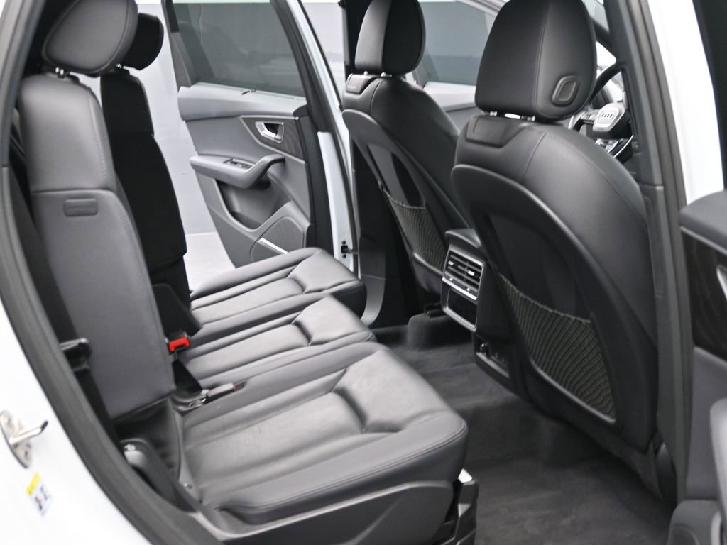 Used 2023 Audi Q7 2.0T Premium Plus w/ Premium Plus Package image 16