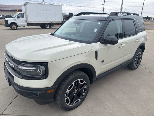 Used 2024 Ford Bronco Sport Outer Banks w/ Tech Package image 4