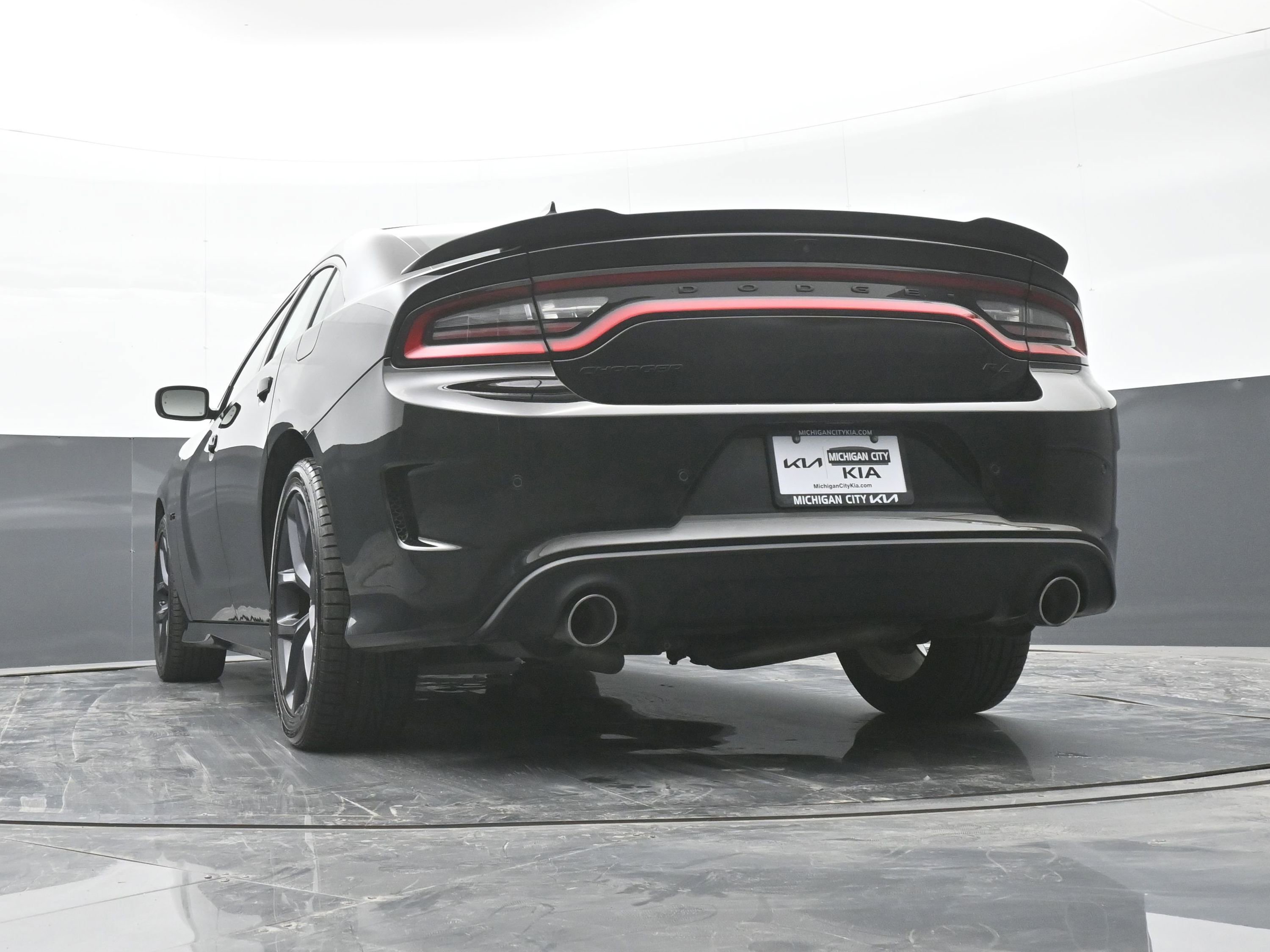 Used 2023 Dodge Charger R/T w/ Plus Group image 41