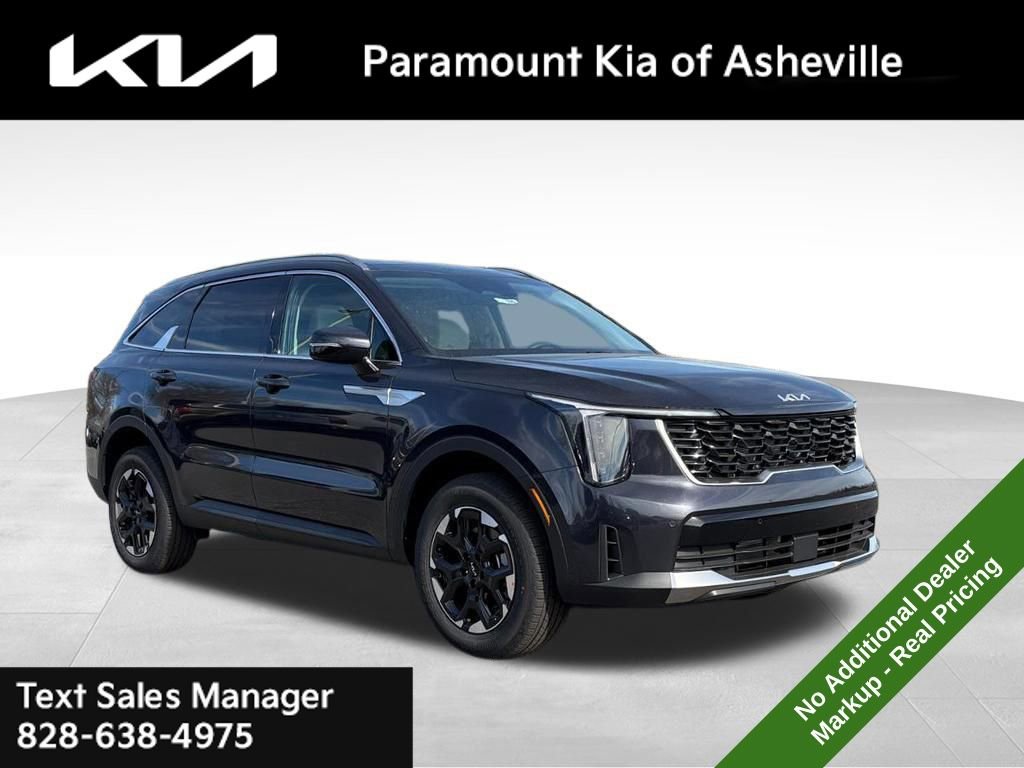 New 2026 Kia Sorento S w/ S Panoramic Sunroof Package