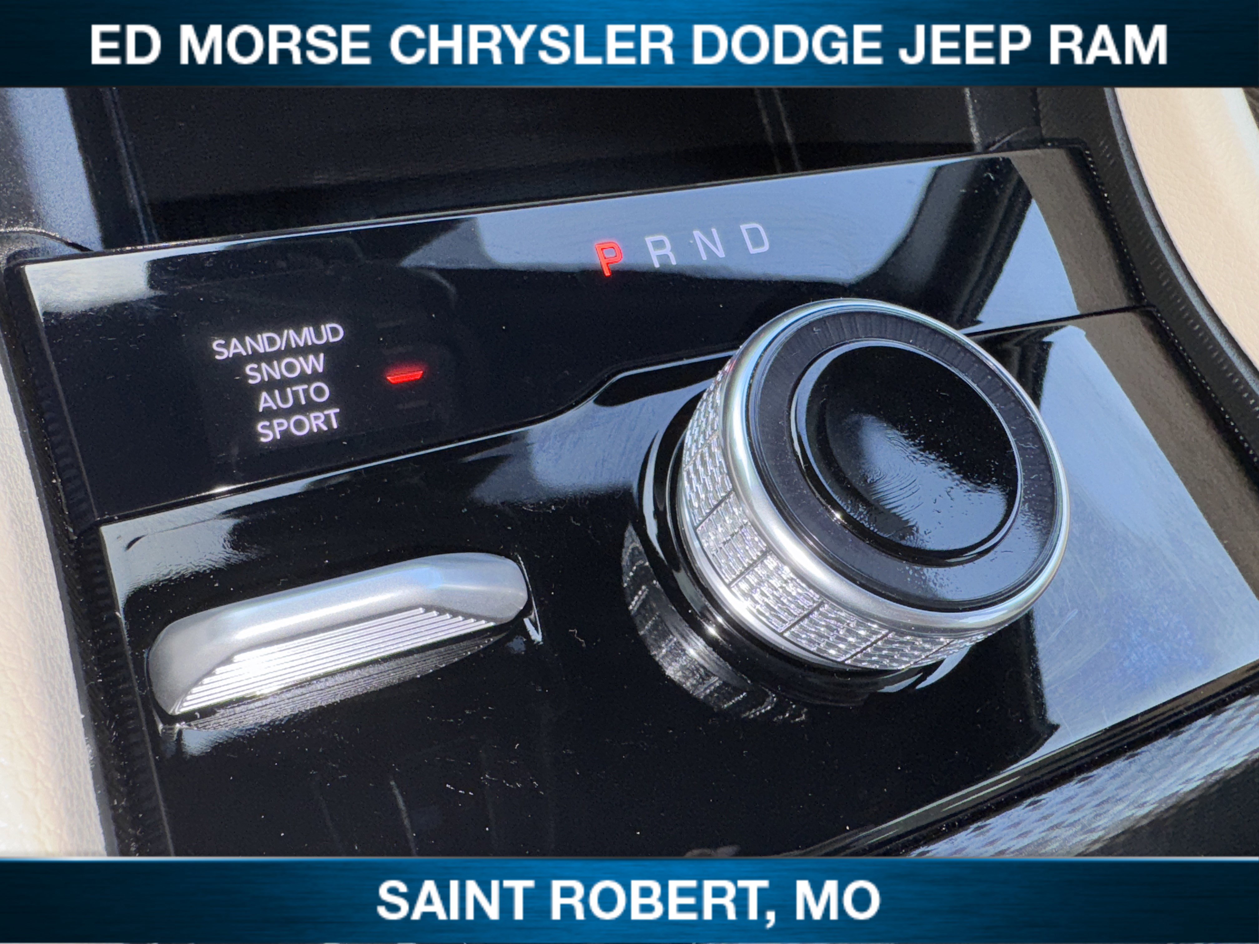 New 2025 Jeep Grand Cherokee L Limited w/ Luxury Tech Group II image 26
