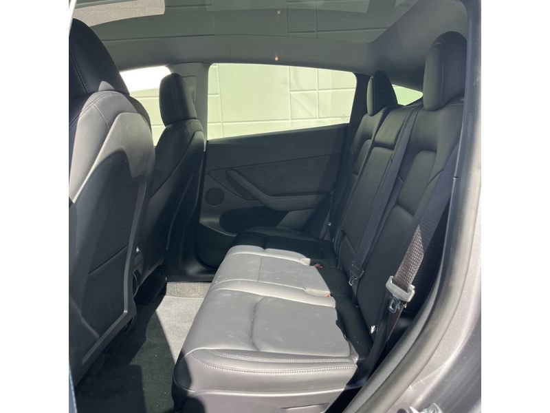 Used 2025 Tesla Model Y Long Range AWD/4WD image 6