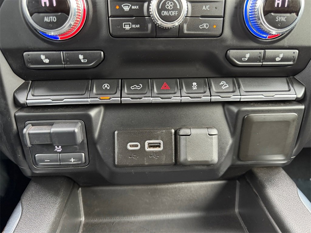 Used 2020 GMC Sierra 1500 Elevation image 17