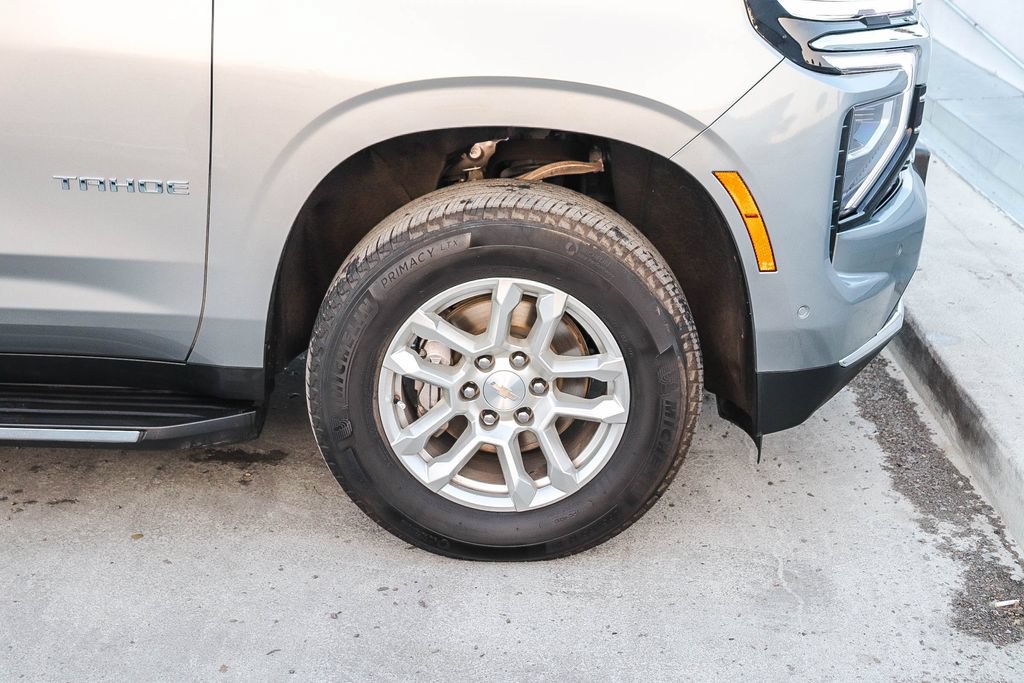 Used 2025 Chevrolet Tahoe LT AWD/4WD image 10