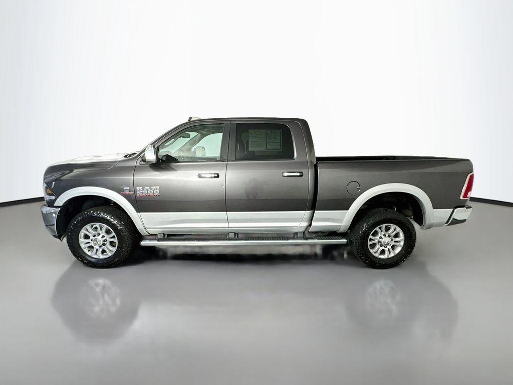 Used 2015 RAM 2500 Laramie w/ Convenience Group AWD/4WD image 4