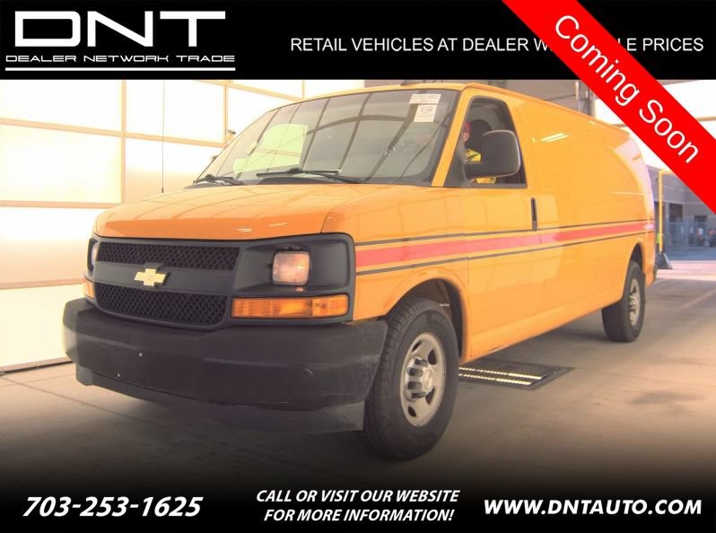 Used 2017 Chevrolet Express 2500 Extended RWD image 1