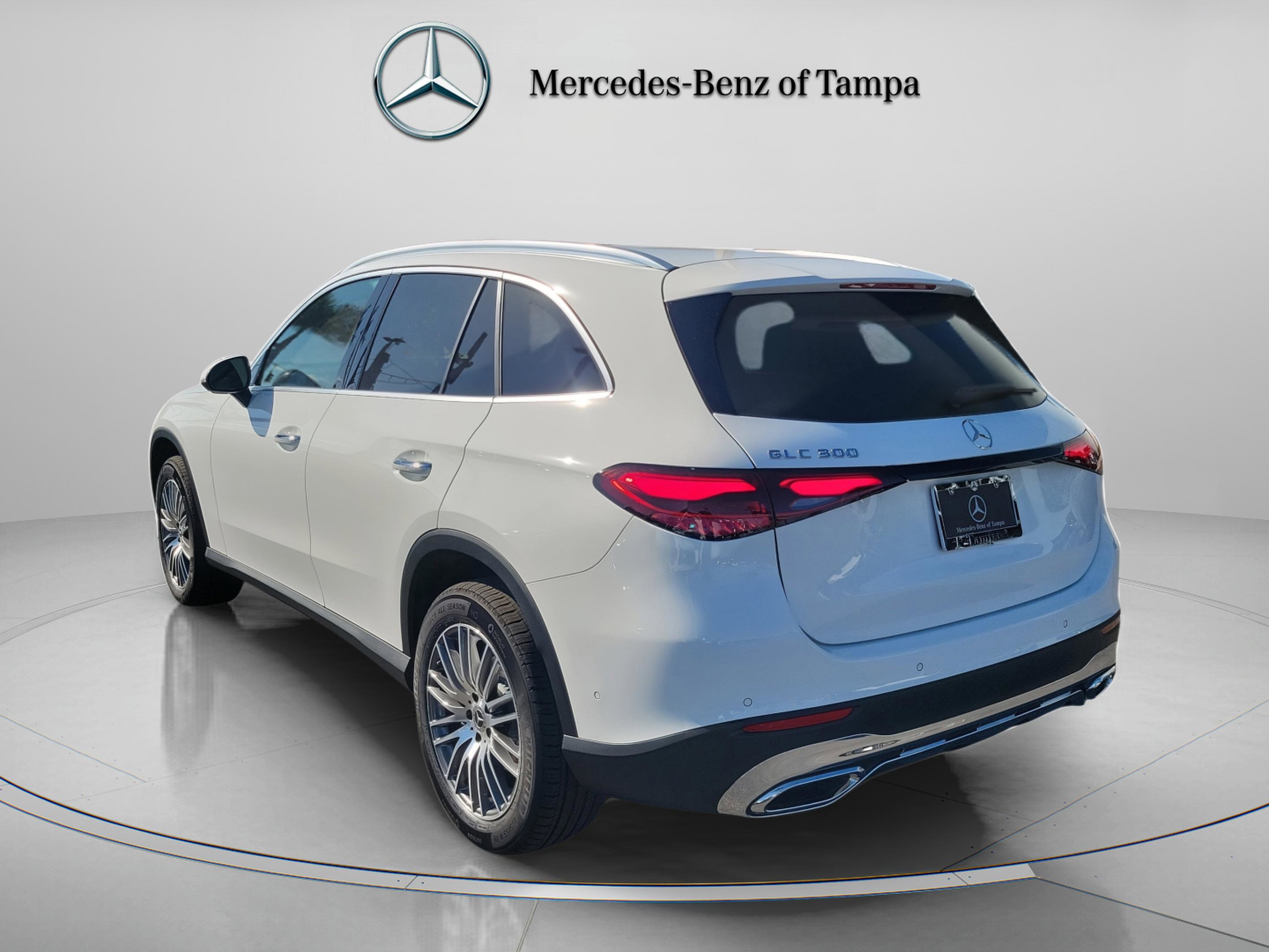 Certified 2026 Mercedes-Benz GLC 300 image 3