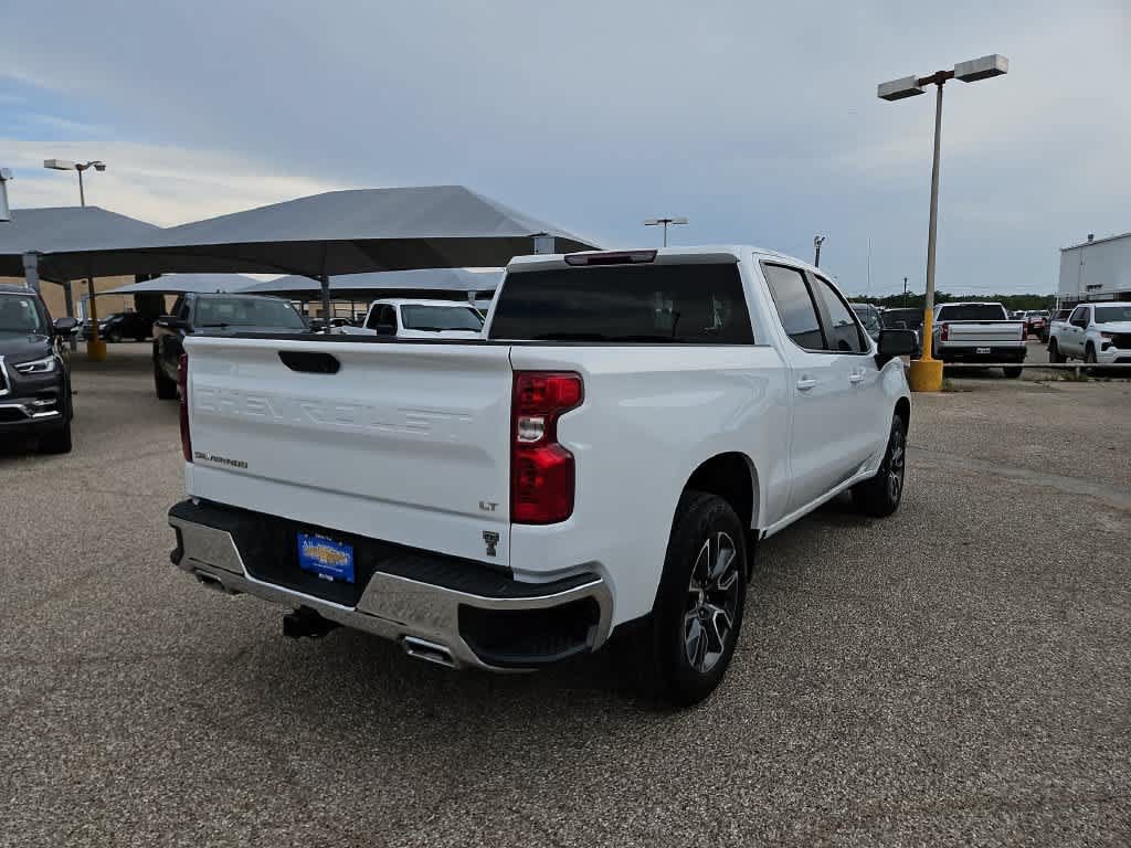 Used 2023 Chevrolet Silverado 1500 LT w/ Z71 Off-Road Package AWD/4WD image 8