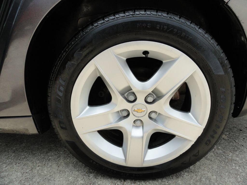 Used 2010 Chevrolet Malibu LS FWD image 21