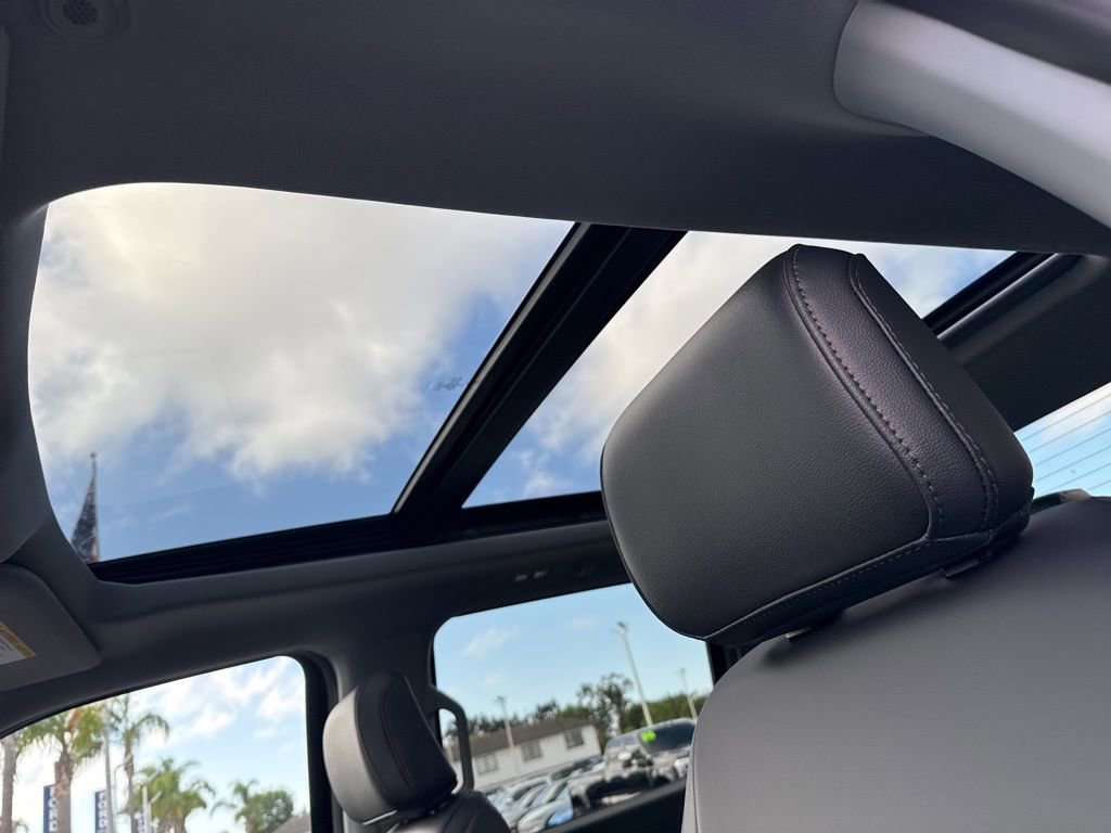 Used 2026 Ford F450 Lariat image 19