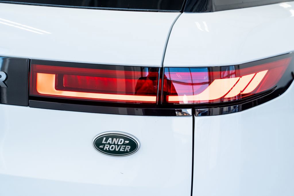 Used 2023 Land Rover Range Rover Sport SE image 27