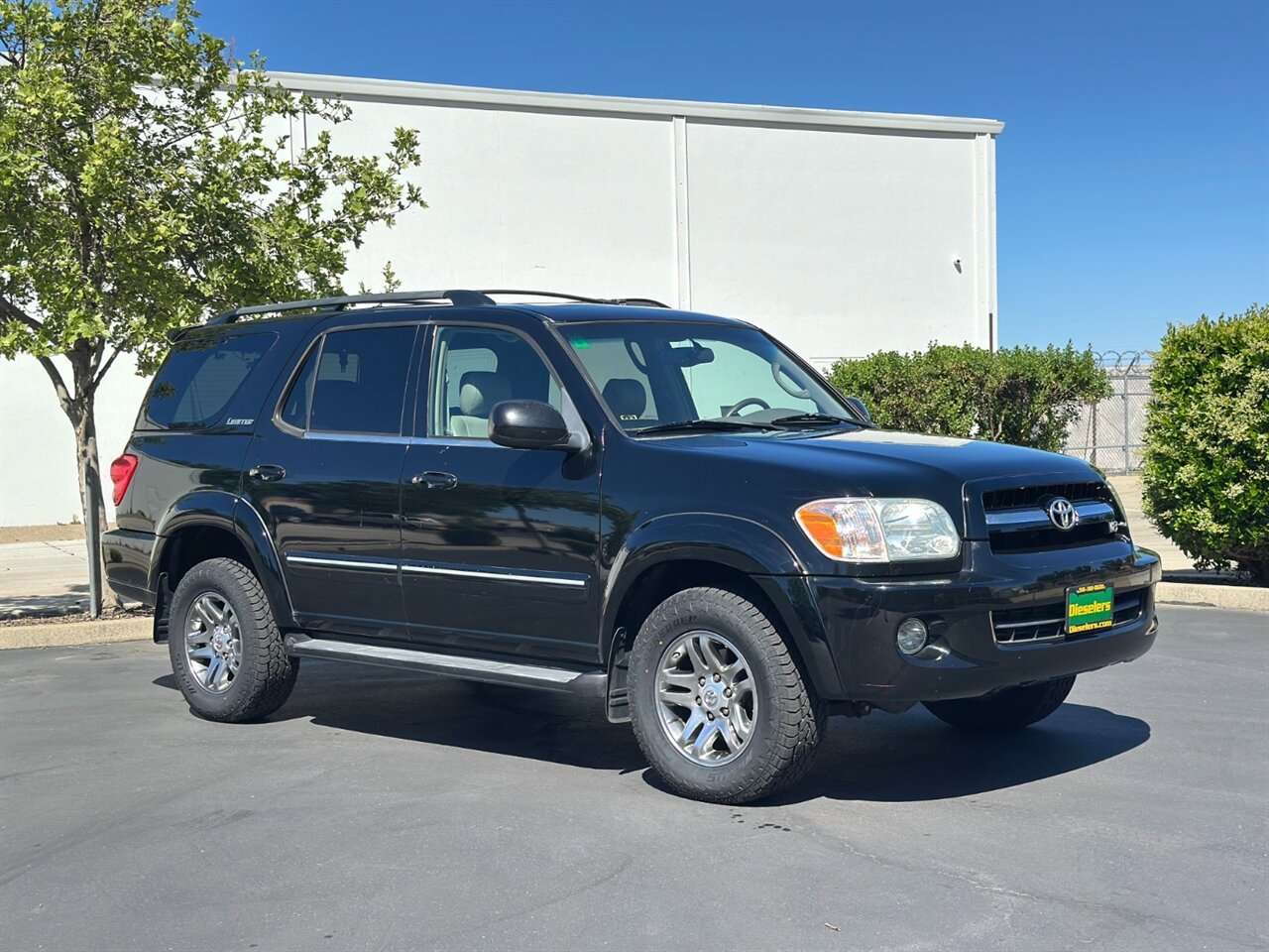 Used 2005 Toyota Sequoia Limited image 7