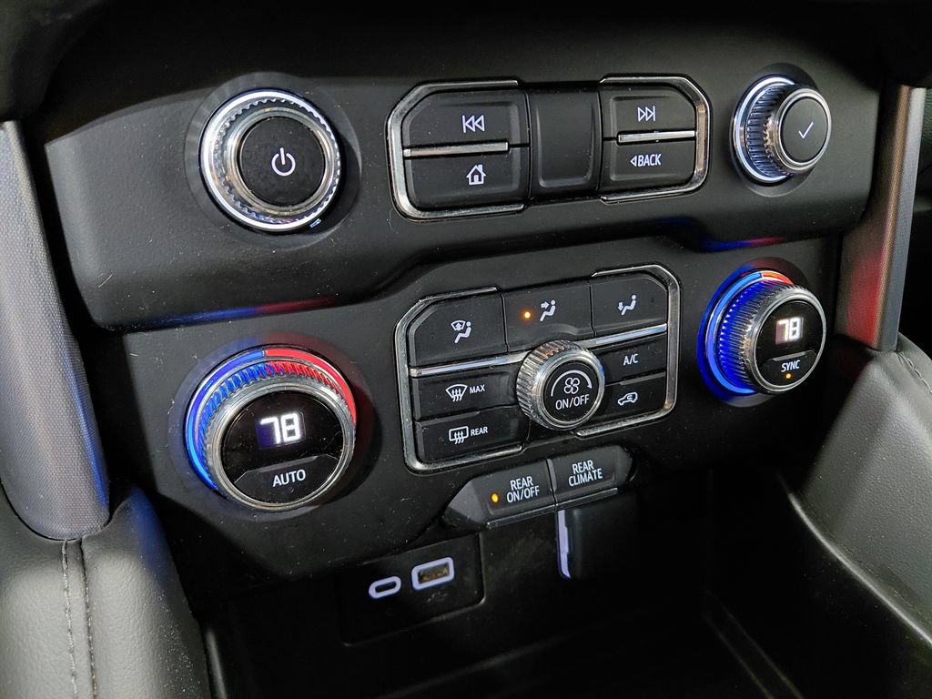 Used 2024 GMC Yukon SLE AWD/4WD image 29