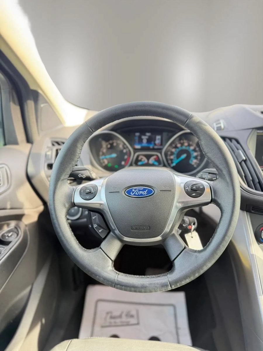 Used 2015 Ford Escape SE w/ Equipment Group 201A FWD image 10