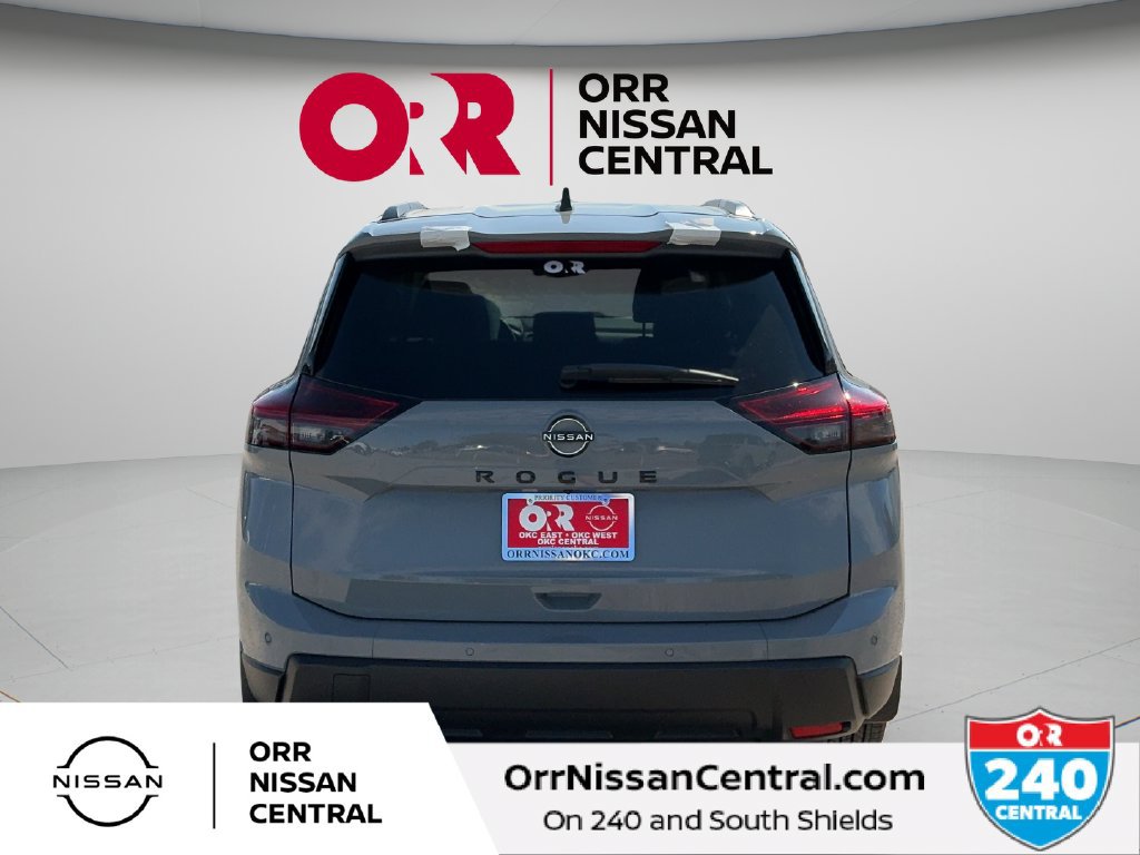 New 2027 Nissan Rogue Dark Armor FWD image 6