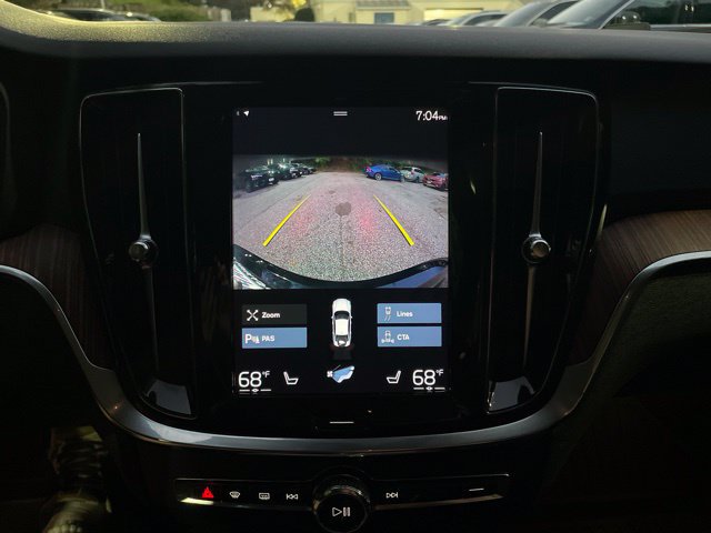 Used 2022 Volvo S60 B5 Momentum w/ Climate Package FWD image 20