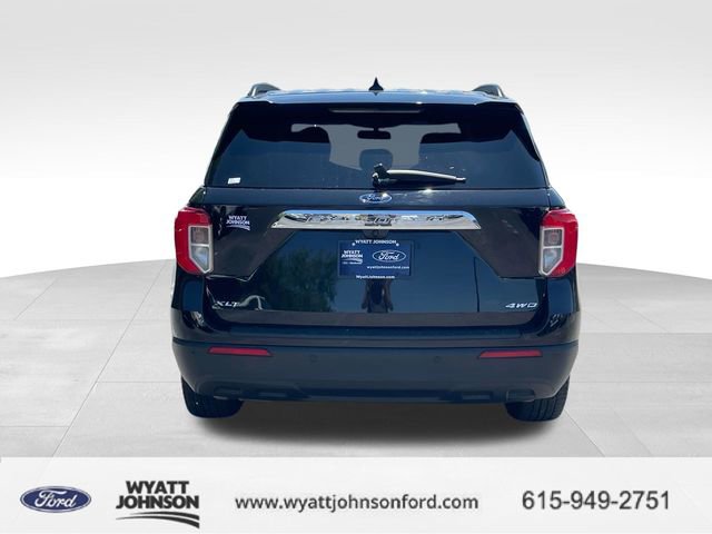 Used 2022 Ford Explorer XLT AWD/4WD image 4