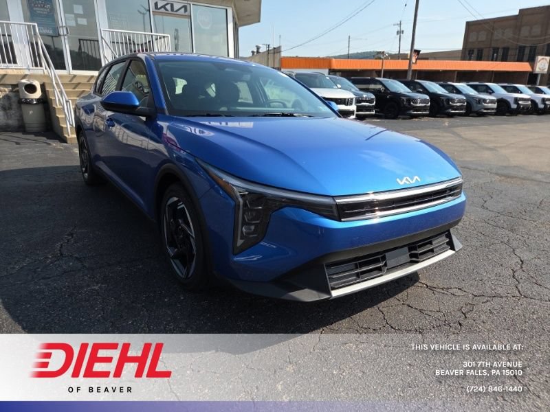 New 2026 Kia K4 EX
