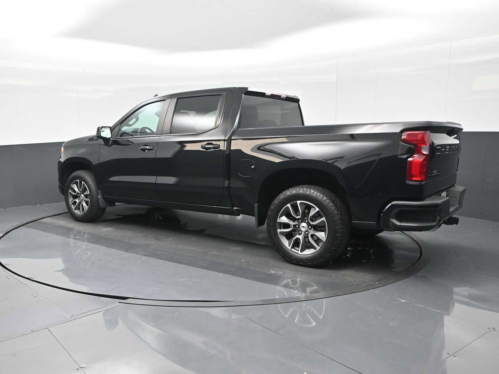 Used 2023 Chevrolet Silverado 1500 RST image 6