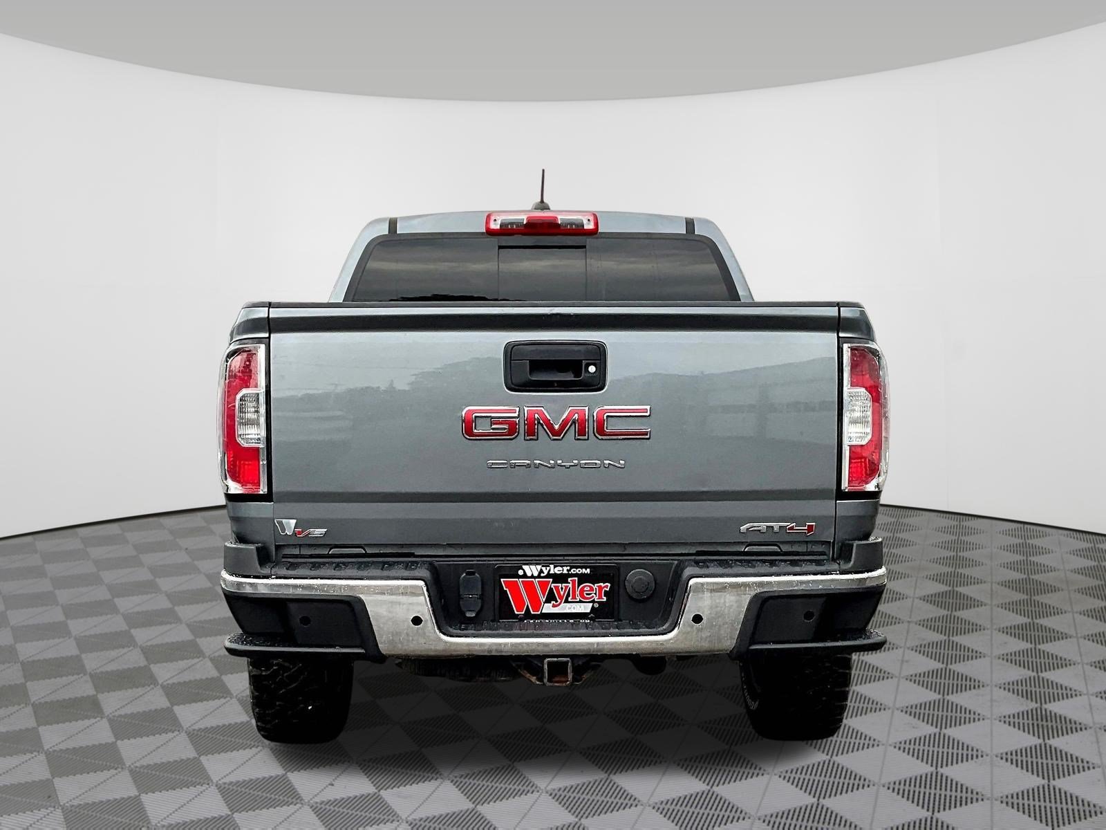 Used 2022 GMC Canyon AT4 w/ Trailering Package AWD/4WD image 5