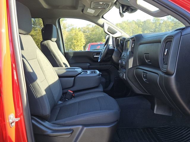 Used 2025 Chevrolet Silverado 2500 Custom w/ Custom Value Package image 15