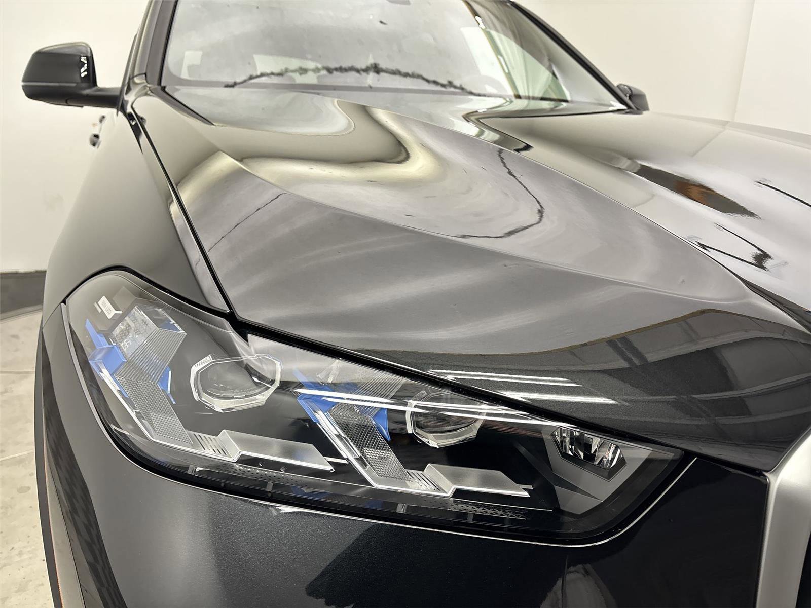 New 2026 BMW X5 xDrive50e w/ Climate Comfort Package image 18