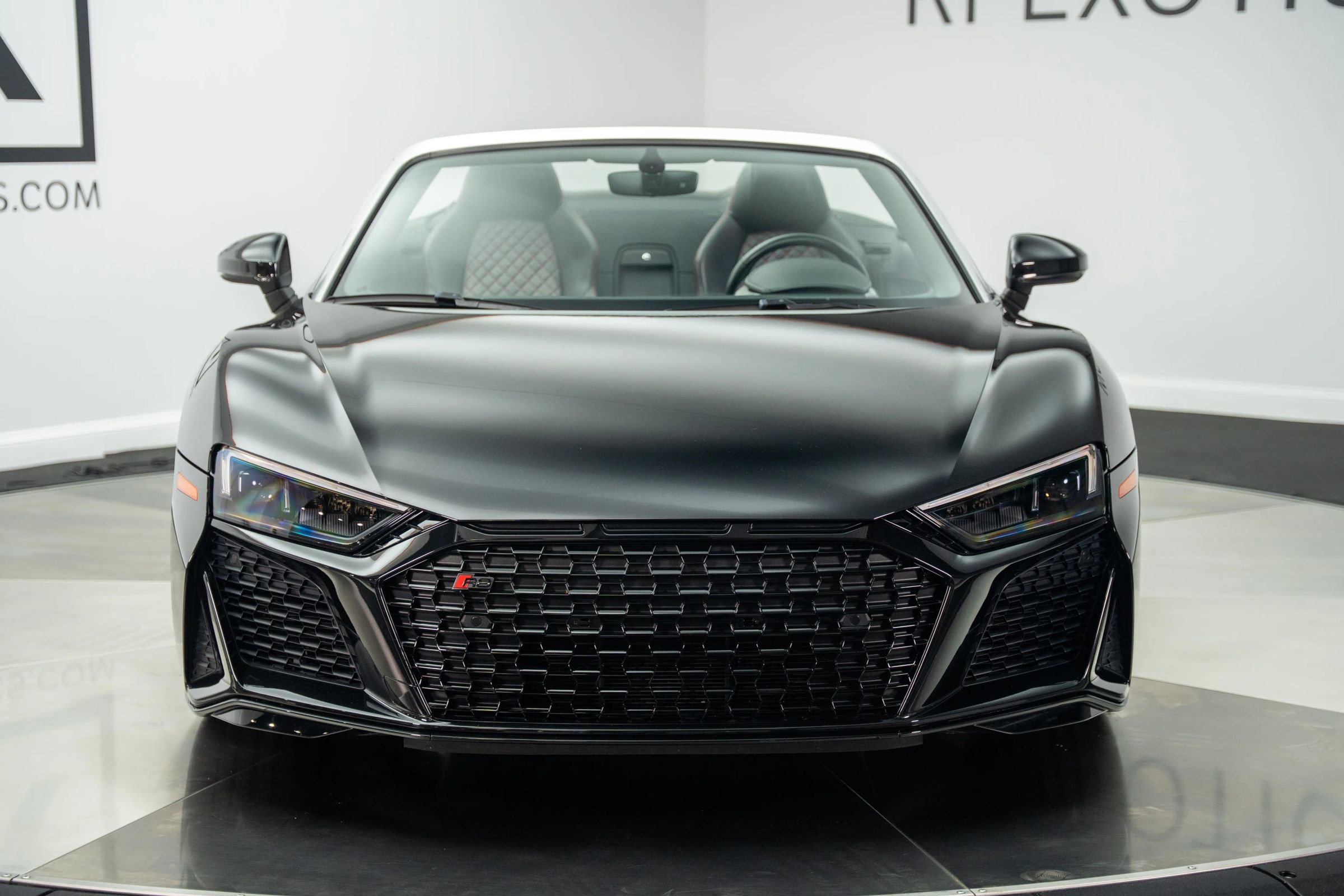 Used 2021 Audi R8 V10 w/ Premium Package image 13