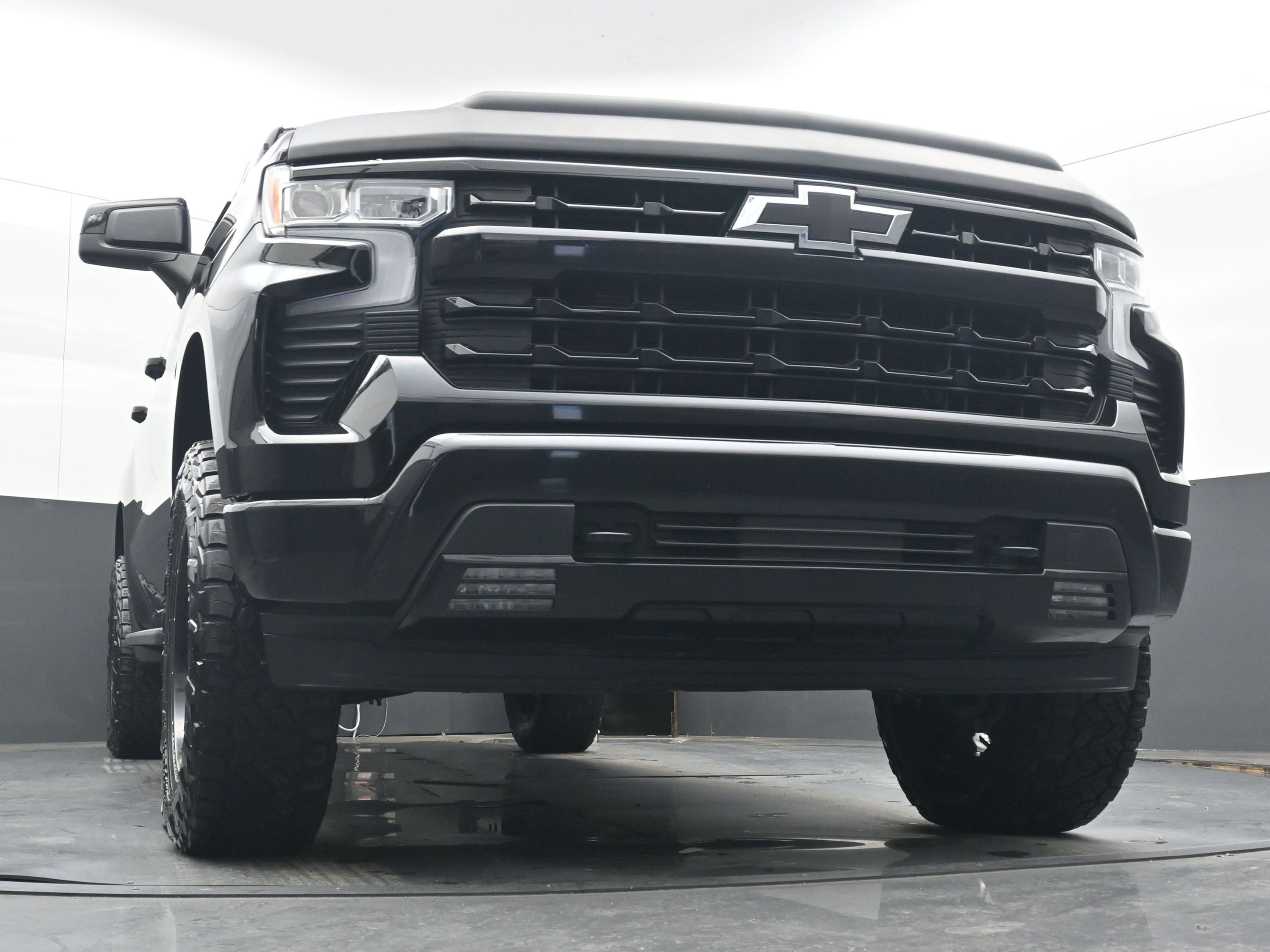 Used 2023 Chevrolet Silverado 1500 RST w/ Z71 Off-Road Package image 15