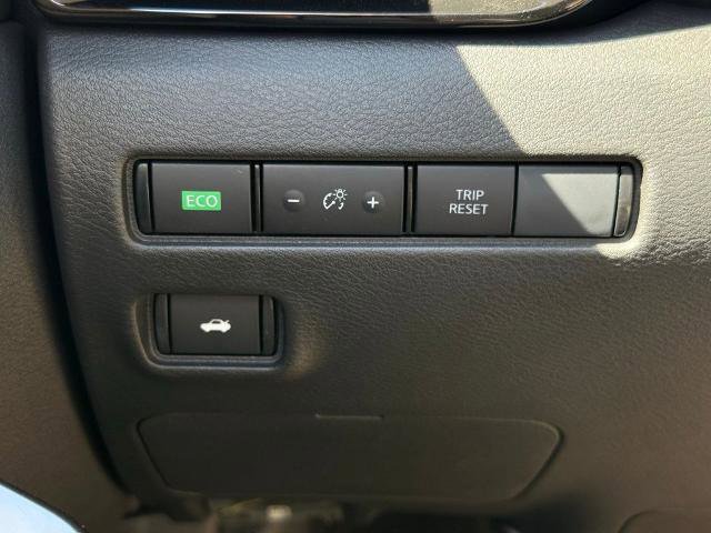 New 2025 Nissan Sentra SR w/ SR Premium Package image 25