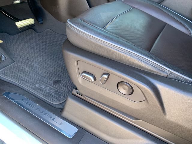 Used 2023 GMC Sierra 1500 Denali w/ Denali Reserve Package AWD/4WD image 18