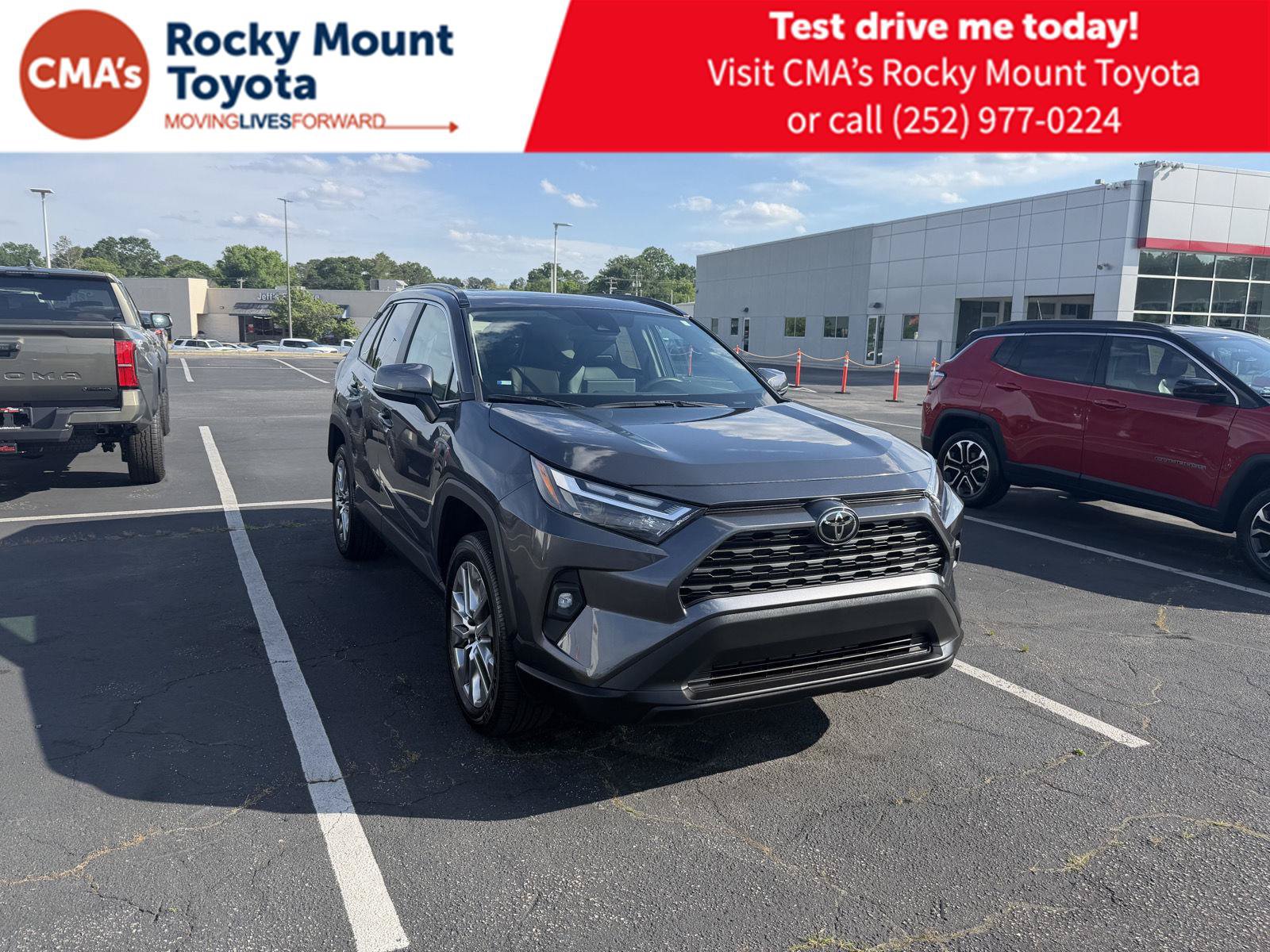 Used 2023 Toyota RAV4 XLE Premium FWD image 1