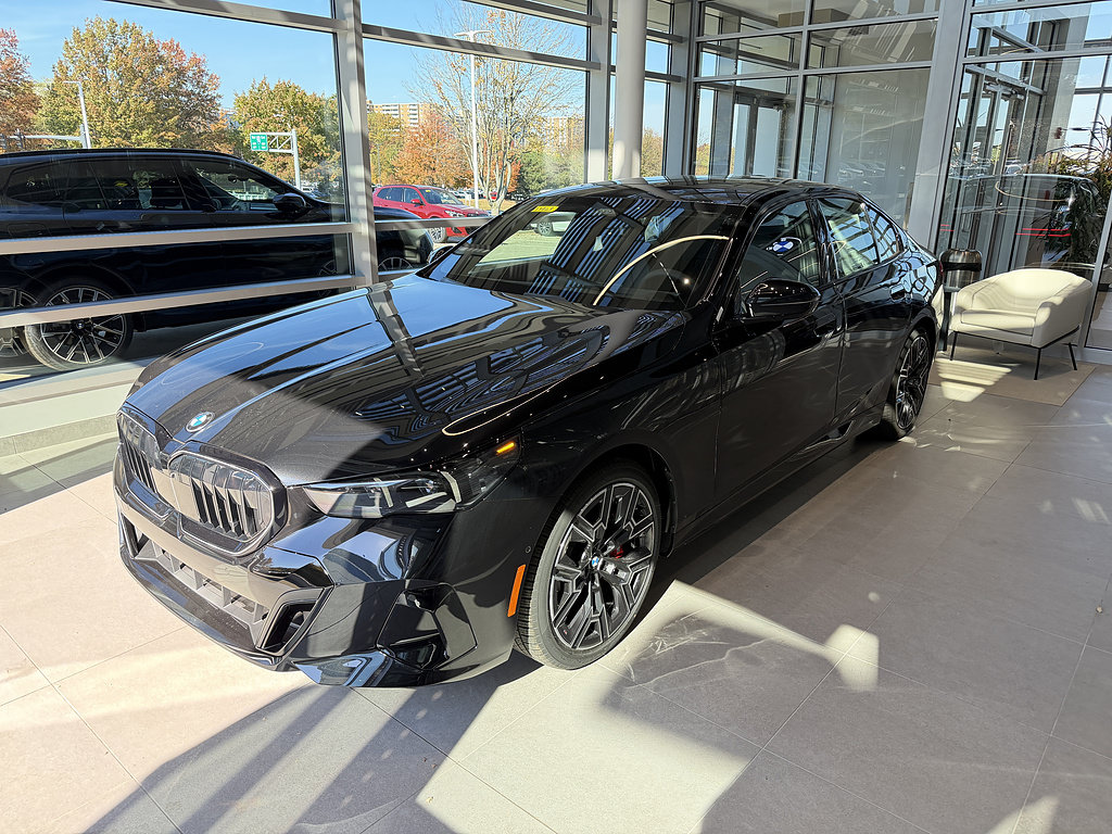 New 2027 BMW 530i xDrive w/ M Sport Package AWD/4WD image 3
