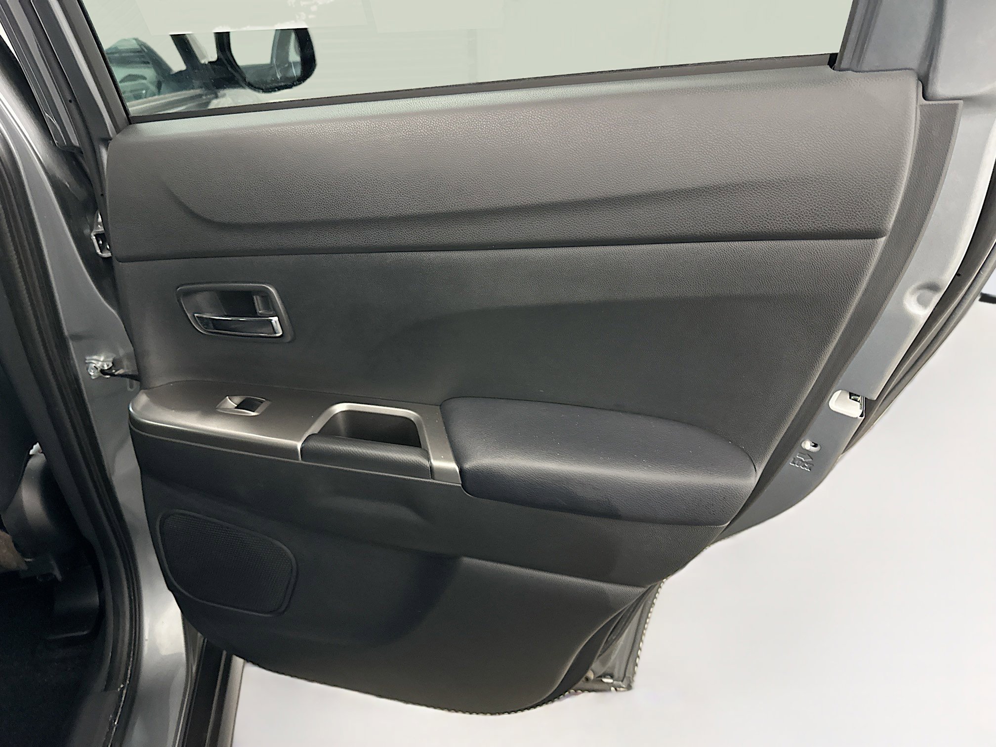 Used 2025 Mitsubishi Outlander Sport SE image 30