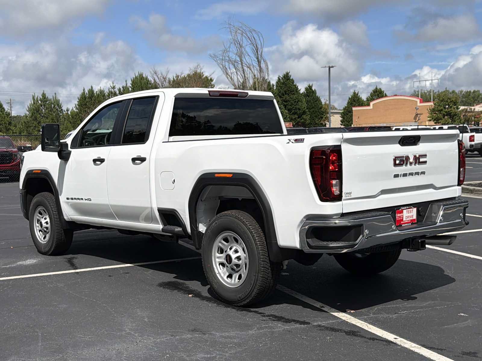 New 2026 GMC Sierra 2500 Pro w/ 1SA Pro Safety Plus Package AWD/4WD image 19