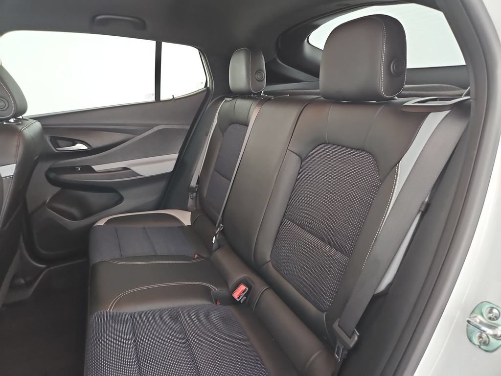 Used 2025 Buick Envista Preferred w/ Convenience I Package FWD image 28