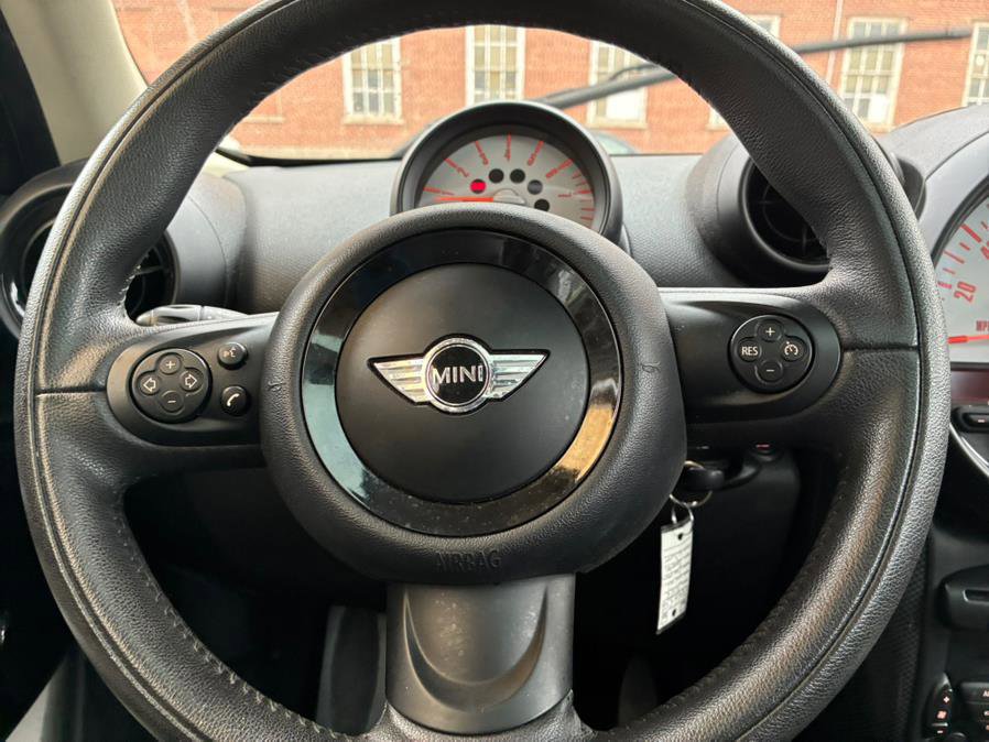 Used 2013 MINI Cooper Paceman image 22