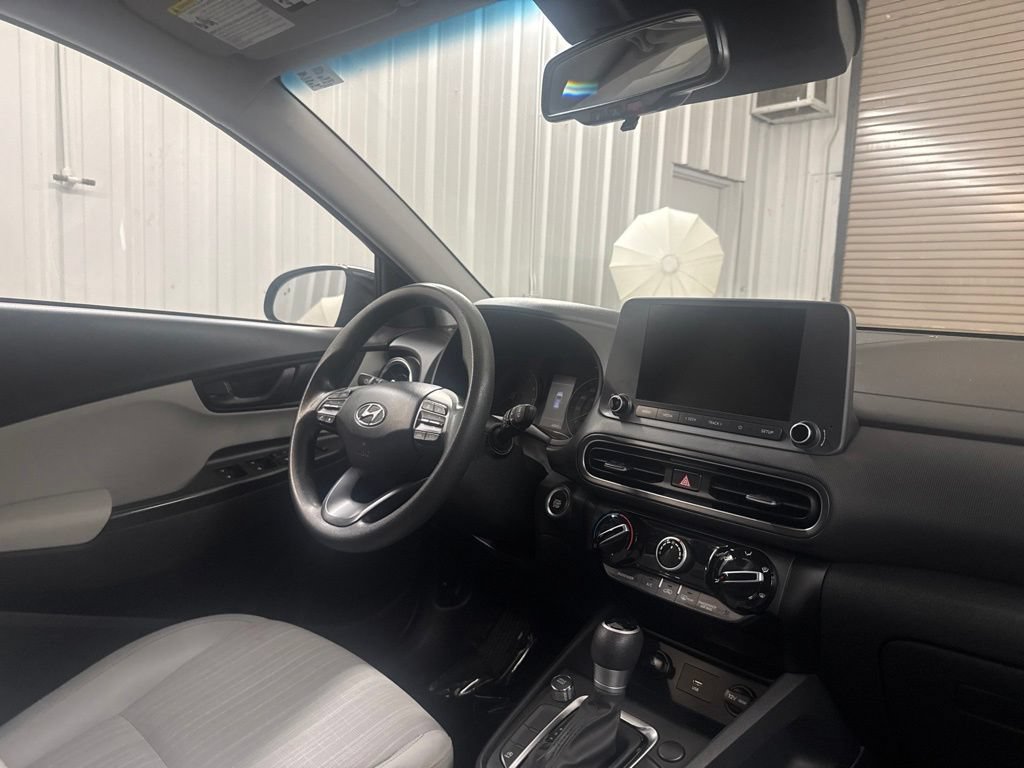 Used 2023 Hyundai Kona SEL FWD image 19