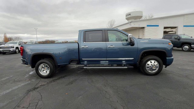 New 2026 Chevrolet Silverado 3500 High Country image 9