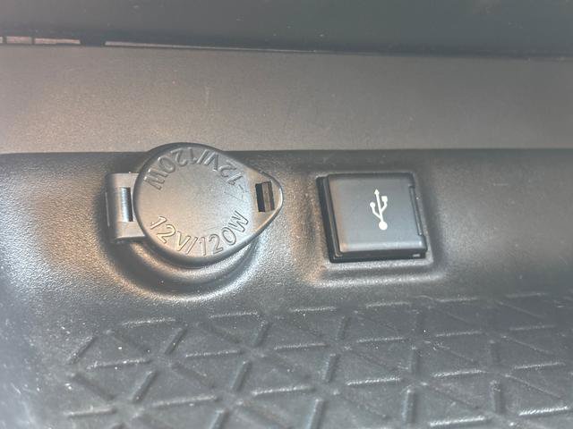 Used 2022 Toyota RAV4 LE image 24