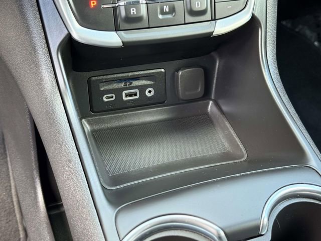 Certified 2024 GMC Terrain SLT image 17