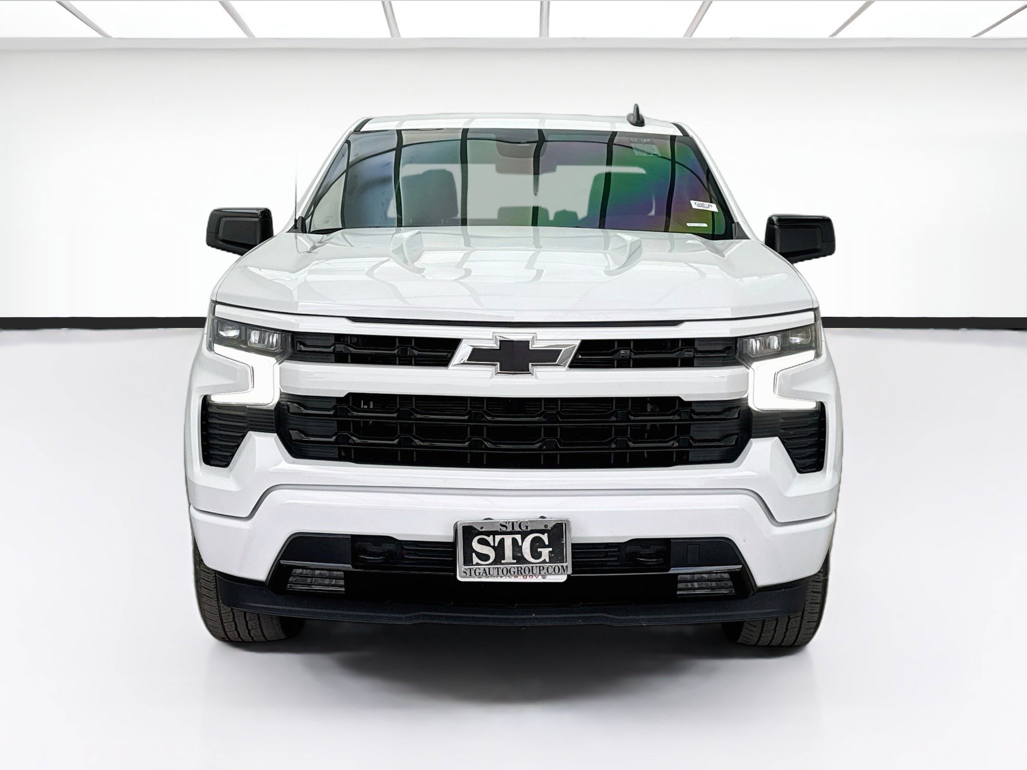 Used 2024 Chevrolet Silverado 1500 RST w/ Rally Edition RWD image 2