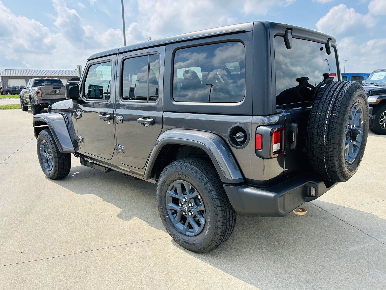 New 2026 Jeep Wrangler Unlimited Sport AWD/4WD image 34