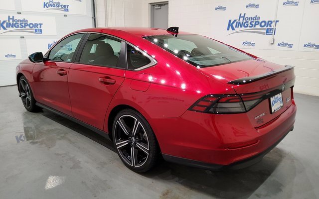 Used 2024 Honda Accord Sport image 6